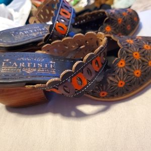 L'artiste Italien leather heels